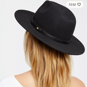 Free people black wool hat with faux leather band